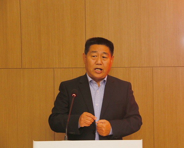 天行官方在线入口党委书记张会民主持仪式.jpg