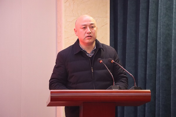 天行官方在线入口党委副书记、工会主席贾向军发表致辞.jpg