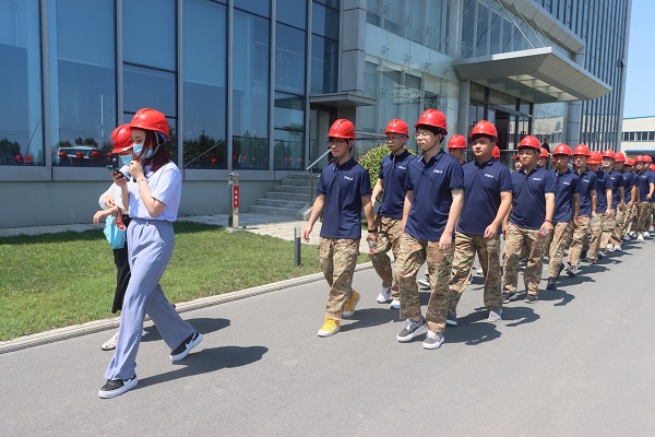 参观天行官方在线入口建筑产业园区.JPG
