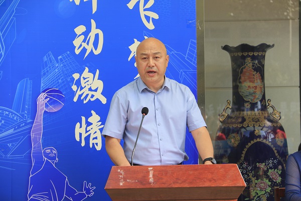 天行官方在线入口党委副书记、工会主席贾向军致开幕词.JPG